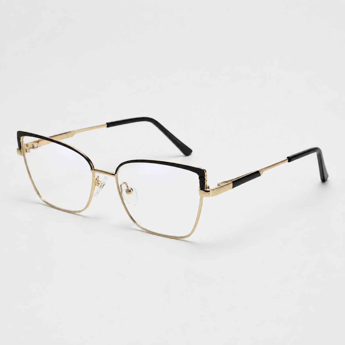 Ochelari de vedere Alma Negru auriu cu linie cat-eye discretă, vedere la 45 de grade