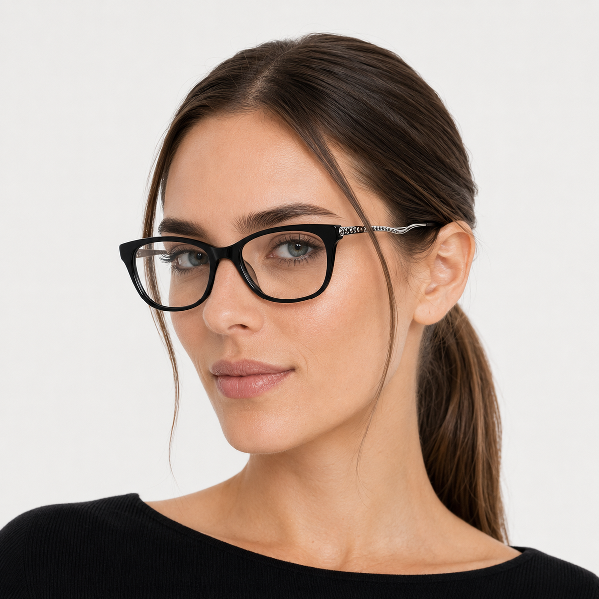 Femeie purtând ochelarii de vedere Elin negru